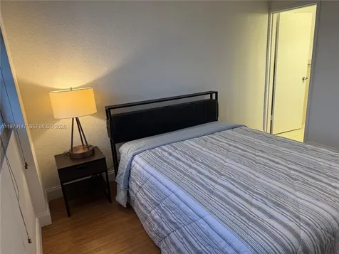 801 Brickell Bay Drive Miami FL 33131