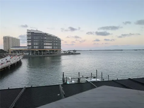 801 Brickell Bay Drive Miami FL 33131