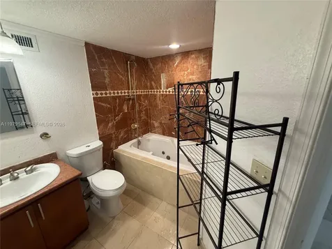 801 Brickell Bay Drive Miami FL 33131