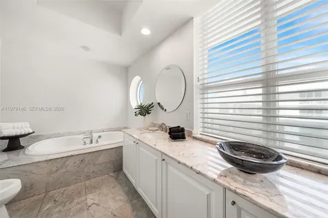 5801 Collins Avenue Miami Beach FL 33140