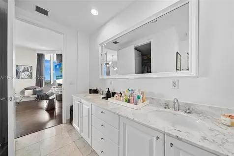5801 Collins Avenue Miami Beach FL 33140