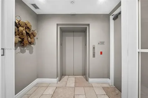 5801 Collins Avenue Miami Beach FL 33140