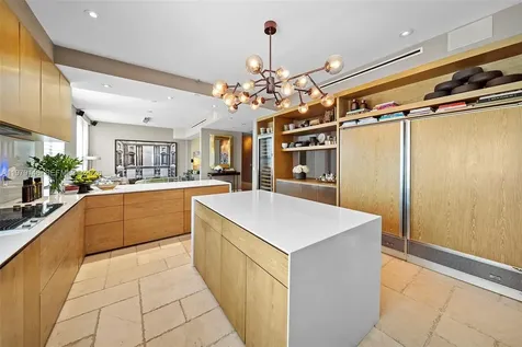 5801 Collins Avenue Miami Beach FL 33140