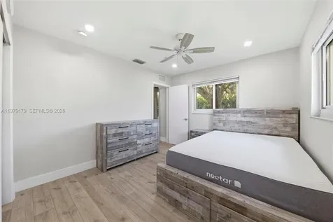 4561 SW 25th Terrace Dania Beach FL 33312