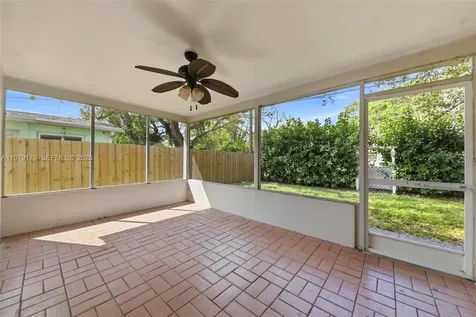 4561 SW 25th Terrace Dania Beach FL 33312