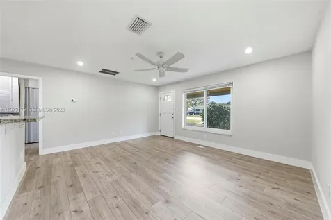 4561 SW 25th Terrace Dania Beach FL 33312