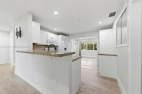 4561 SW 25th Terrace Dania Beach FL 33312