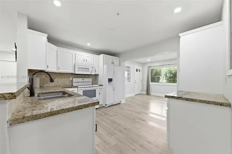4561 SW 25th Terrace Dania Beach FL 33312