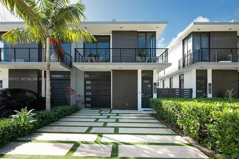 2516 NE 21st Street Fort Lauderdale FL 33305