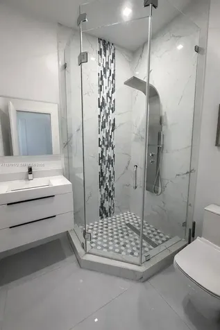 2516 NE 21st Street Fort Lauderdale FL 33305