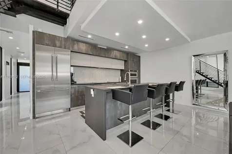2516 NE 21st Street Fort Lauderdale FL 33305
