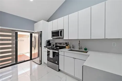9046 NW 121st Terrace Hialeah Gardens FL 33018