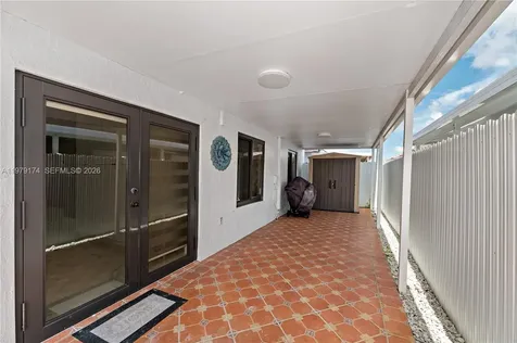 9046 NW 121st Terrace Hialeah Gardens FL 33018