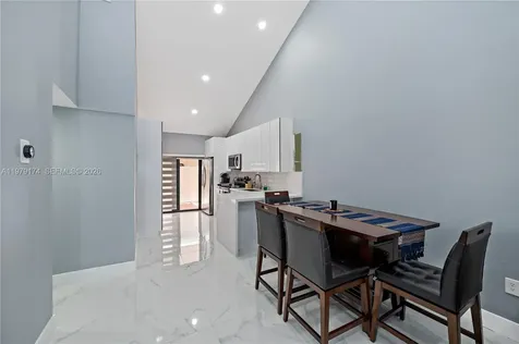 9046 NW 121st Terrace Hialeah Gardens FL 33018