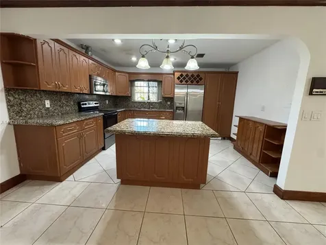 19750 Cypress Court Hialeah FL 33015