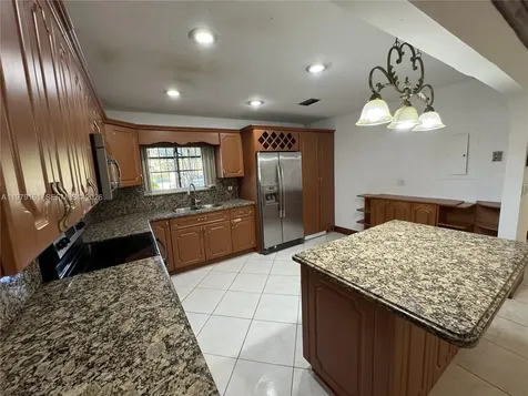 19750 Cypress Court Hialeah FL 33015