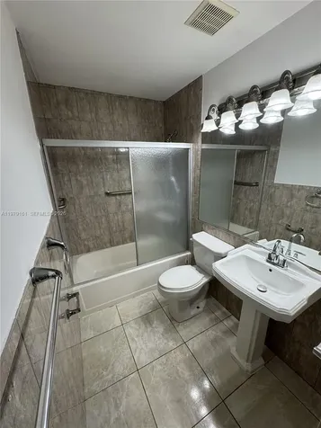 19750 Cypress Court Hialeah FL 33015
