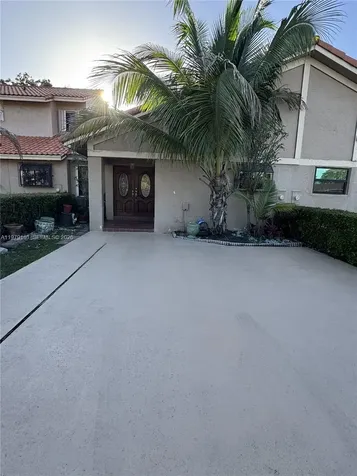19750 Cypress Court Hialeah FL 33015