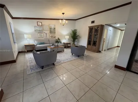 19750 Cypress Court Hialeah FL 33015