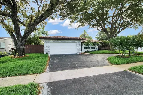 5300 Adams Street Hollywood FL 33021