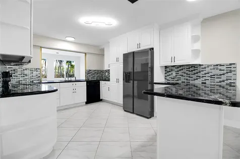 5300 Adams Street Hollywood FL 33021