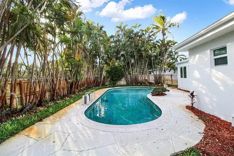5300 Adams Street Hollywood FL 33021