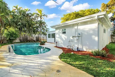 5300 Adams Street Hollywood FL 33021