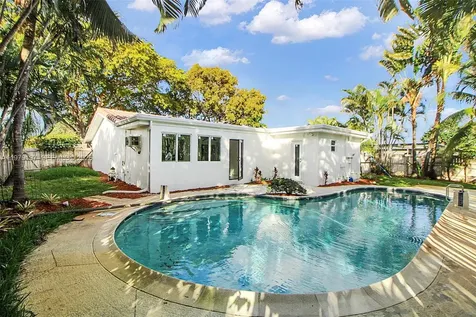 5300 Adams Street Hollywood FL 33021
