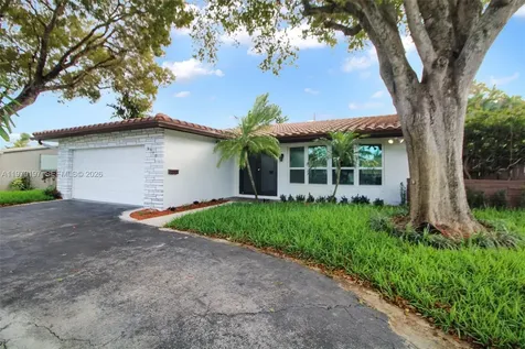 5300 Adams Street Hollywood FL 33021