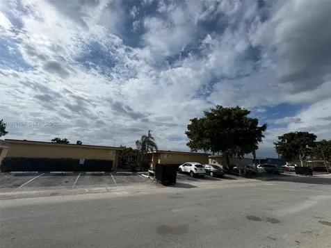 805 S H Street Lake Worth FL 33460