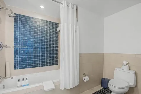 Sunny Isles Beach FL 33160