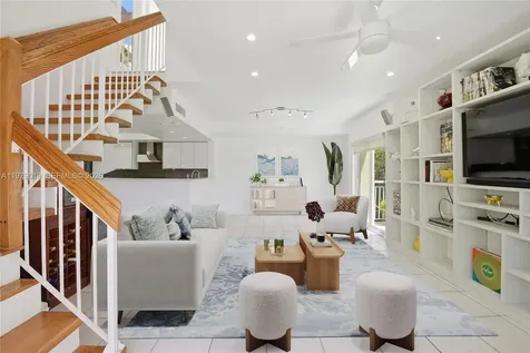 120 Jefferson Avenue Miami Beach FL 33139