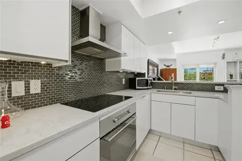 120 Jefferson Avenue Miami Beach FL 33139
