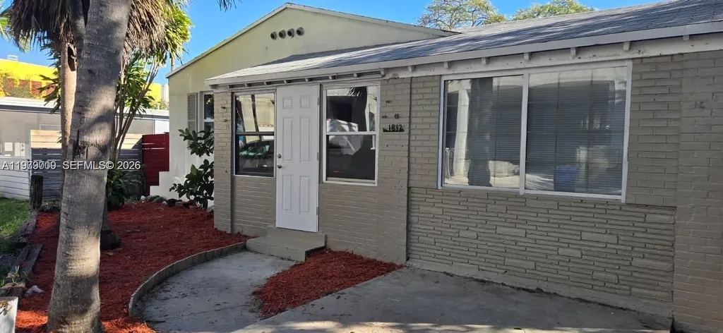1812 Scott Street Hollywood FL 33020