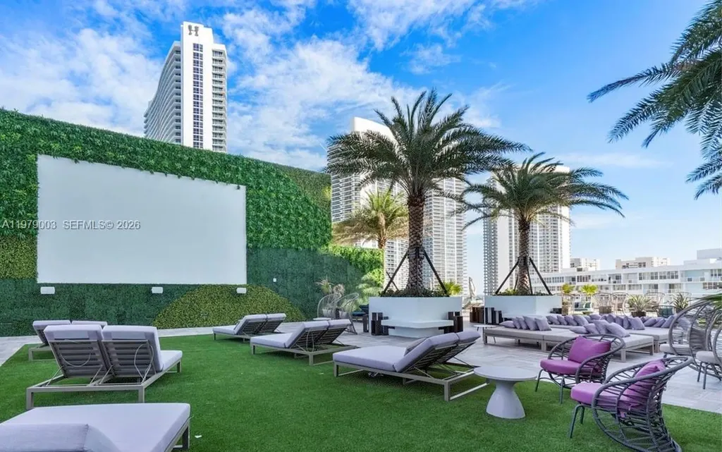 4010 S Ocean Drive Hollywood FL 33019