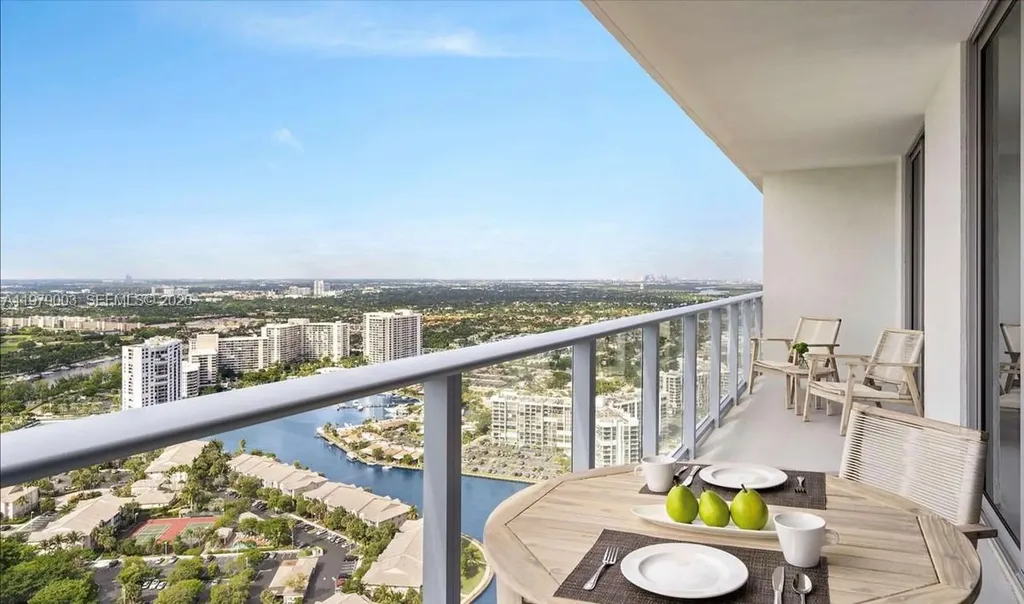 4010 S Ocean Drive Hollywood FL 33019