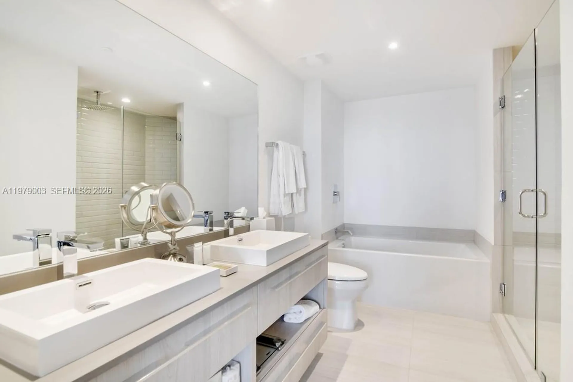 4010 S Ocean Drive Hollywood FL 33019