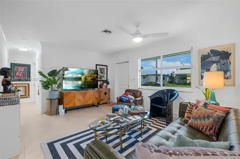 2805 NW 52nd Court Tamarac FL 33309
