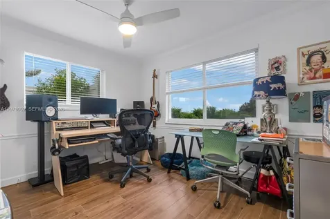 2805 NW 52nd Court Tamarac FL 33309
