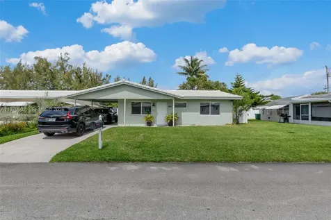 2805 NW 52nd Court Tamarac FL 33309