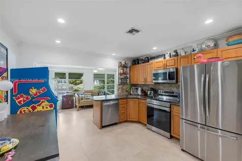 2805 NW 52nd Court Tamarac FL 33309