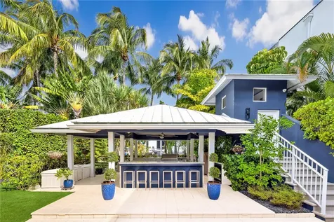 755 NE 77th Street Miami FL 33136