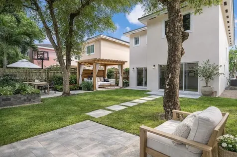354 NE 35th Avenue Homestead FL 33033
