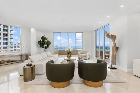808 Brickell Key Drive Miami FL 33131