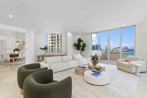 808 Brickell Key Drive Miami FL 33131