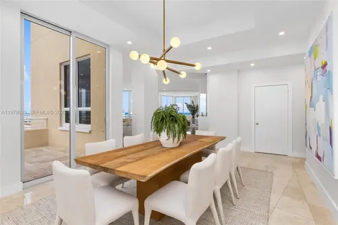 808 Brickell Key Drive Miami FL 33131