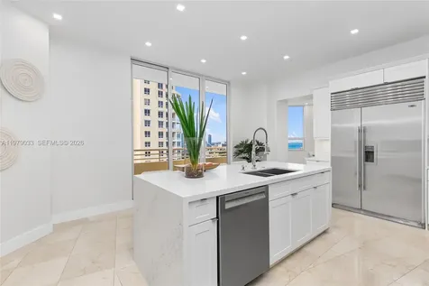 808 Brickell Key Drive Miami FL 33131