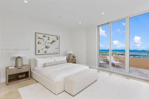 808 Brickell Key Drive Miami FL 33131