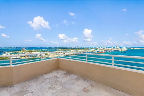 808 Brickell Key Drive Miami FL 33131