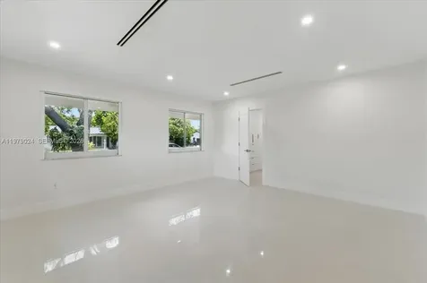 7860 SW 158th Terrace Palmetto Bay FL 33157